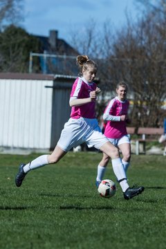 Bild 33 - Frauen SG Nie-Bar - PTSV Kiel : Ergebnis: 3:3